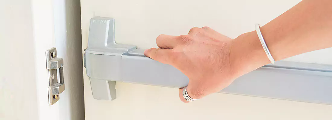 Fast and Affordable Door Panic Bar Installation in Pine Hills, FL